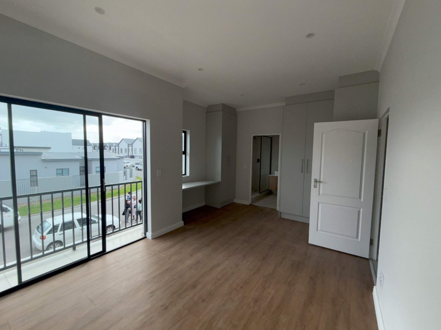 3 Bedroom Property for Sale in Sandown Western Cape